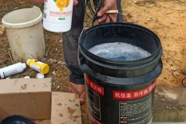 十滴水杀虫比例怎样配，通常500ml的十滴水兑水1kg