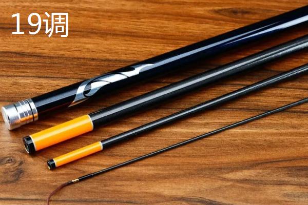 19调鱼竿野钓效果，垂钓过程中容易断线甚至断竿