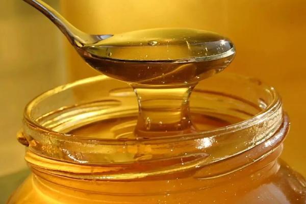 怎么判断蜂蜜里面有没有掺糖，掺糖后的味道和结晶会变