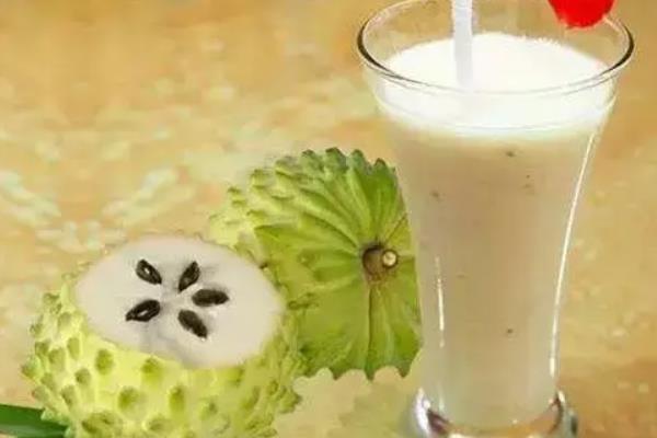 释迦果的食用方法，可直接食用或榨汁