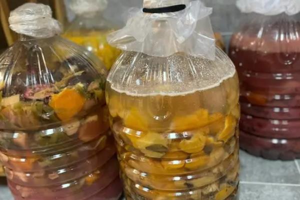 酵素肥与有机肥有什么区别，主要区别在于成分不同