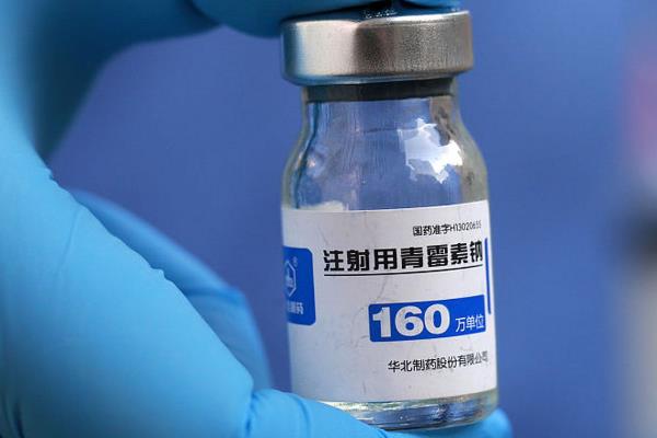 狗狗常见眼睛疾病用什么药，青霉素、氯霉素、四环素等药物可酌情使用
