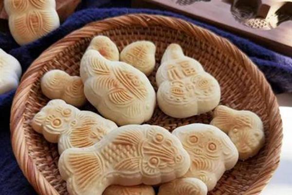 七夕有哪些习俗，有喜蛛应巧、吃巧果等