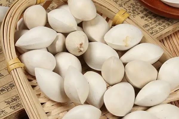 白果是不是银杏的果实，白果不是银杏的果实