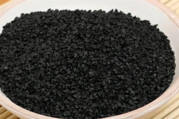 大葱春季怎么育苗，3-4月份进行撒播或条播