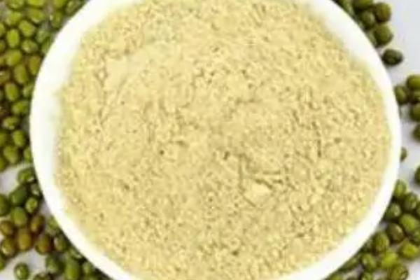 怎么区分淀粉和小苏打，可通过是否溶于水来区分