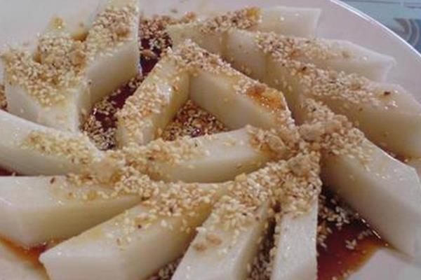 广东湛江的特产，吴川月饼在南宋时期便已开始制作