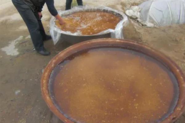 腐植酸肥料什么时候使用，主要用于土壤干旱受涝、酸碱失衡等关键期