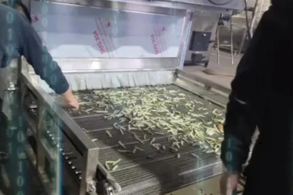 对有机蔬菜施肥要注意什么,以有机肥为主并辅以生物肥料