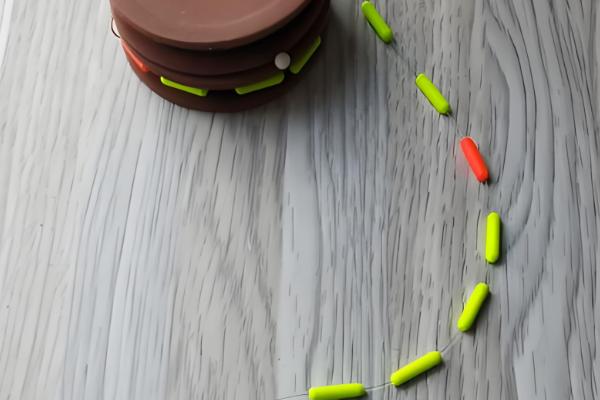 七星漂线组的组装方式,按以下三个步骤进行