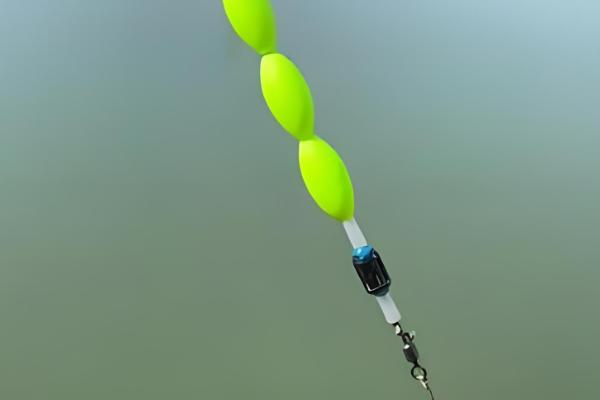 七星漂线组的组装方式,按以下三个步骤进行