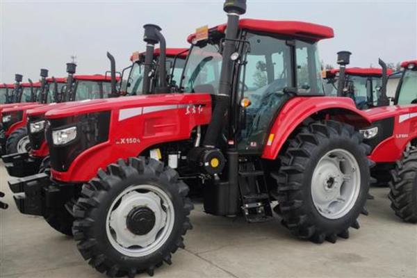 轮式拖拉机修理完试运转前要做的工作，按规定加足燃油、润滑油等