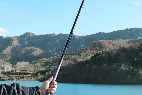 哪些手竿的价格是500元左右,神鹤、宏图、金迦潘等品牌值得推荐