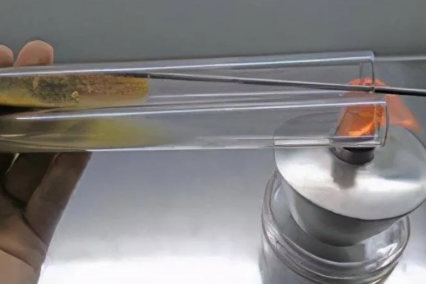 菌种传代的操作规程,菌种管在前接种管在后