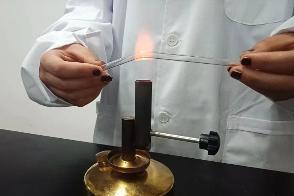 菌种传代的操作规程,菌种管在前接种管在后