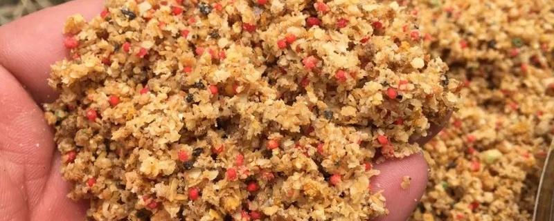 鲫鱼窝料用什么味型的,经常用的有酒味、甜味等