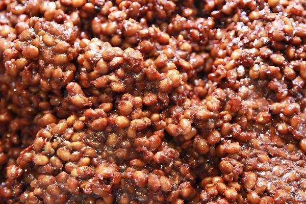 鲫鱼窝料用什么味型的，经常用的有酒味、甜味等