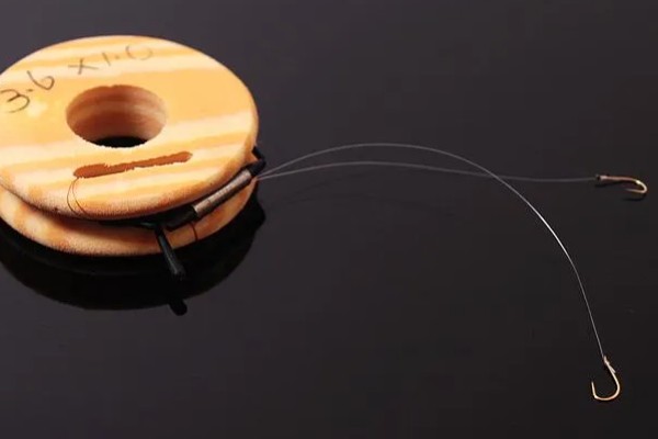 谷麦钓法的注意事项,一般都是用谷麦竿钓