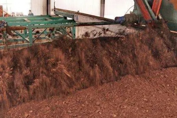 厩肥施用注意事项,首先要看作物种类