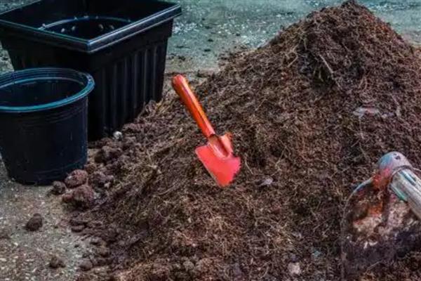 农家肥与有机肥的区别，发酵方法和时间均不同