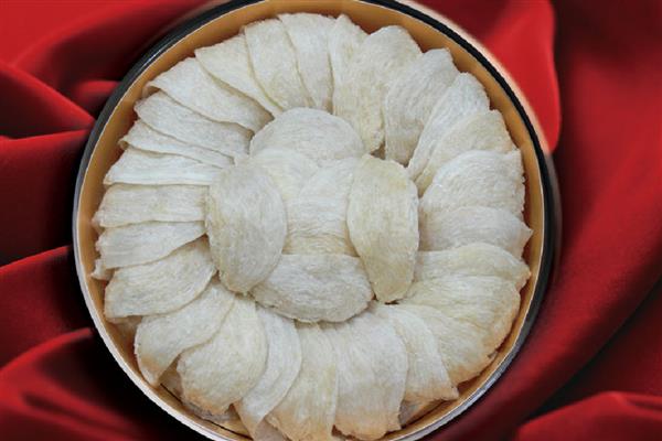 燕窝多少钱一斤的价格，价格与种类、产地、品质有关