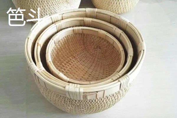 柳编的简介，是指以柳枝为材料的传统编结手工艺
