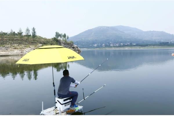 水库钓翘嘴的深度，垂钓大型翘嘴鱼要达到2-3米