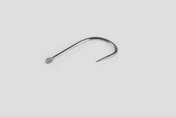 冬季钓鱼选择哪种鱼钩，垂钓小鱼可使用2-4号袖钩等钩型