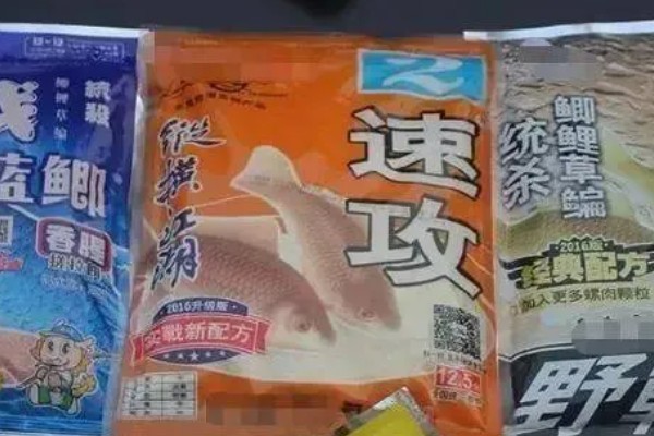 冬季钓鱼选择哪种鱼钩，垂钓小鱼可使用2-4号袖钩等钩型