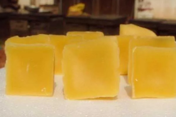 蜂蜡和蜂胶有什么区别,来源、作用、成分都不同