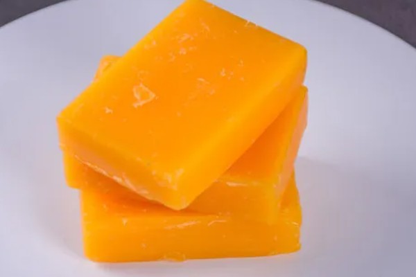 蜂蜡和蜂胶有什么区别,来源、作用、成分都不同