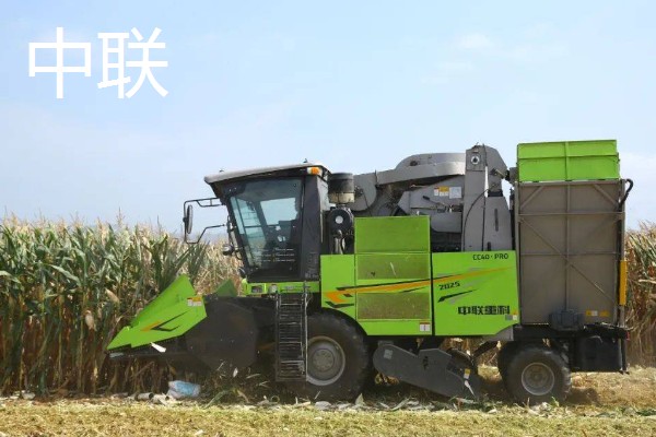 什么牌子的玉米收割机好，推荐约翰迪尔、凯斯纽荷兰等