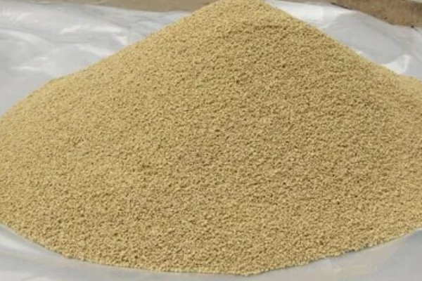 猪饲料有哪些添加剂，按成分分为中药类、益生菌类等