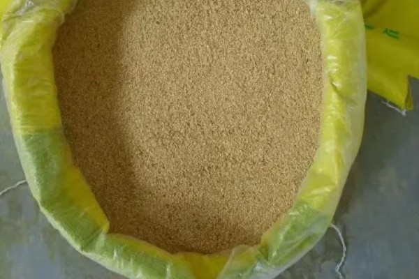 猪饲料的添加剂，主要有以下几种配方