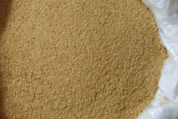 猪饲料的添加剂，主要有以下几种配方