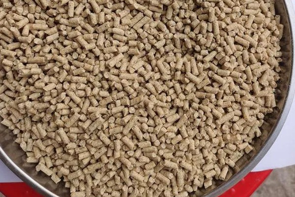 猪饲料的添加剂，主要有以下几种配方