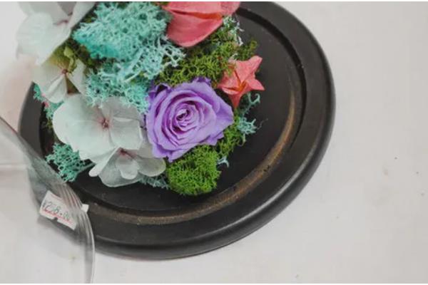 永生花会不会枯萎，永生花不会枯萎