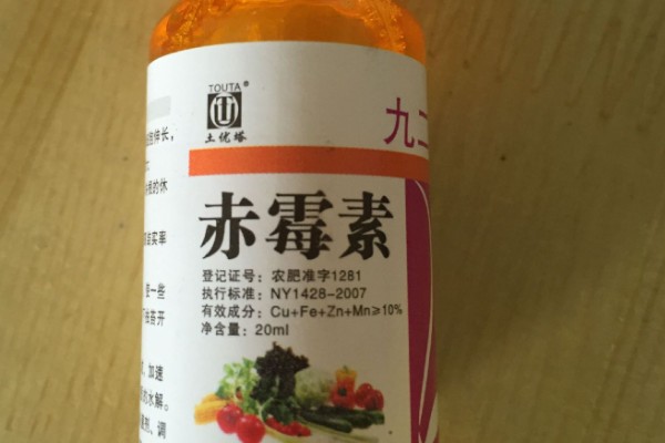 百菌清有什么作用，可以防治瓜类霜霉病、白粉病等病害