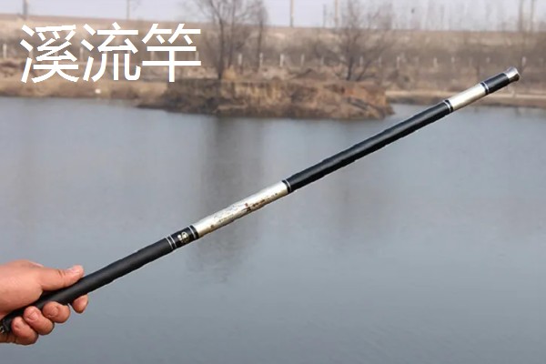 新手野钓选择哪些饵料，可使用蚯蚓、红虫、玉米等自然饵