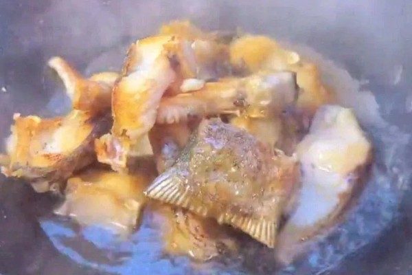 晒干的剥皮鱼怎么烹制，以下4种方式可自行选择