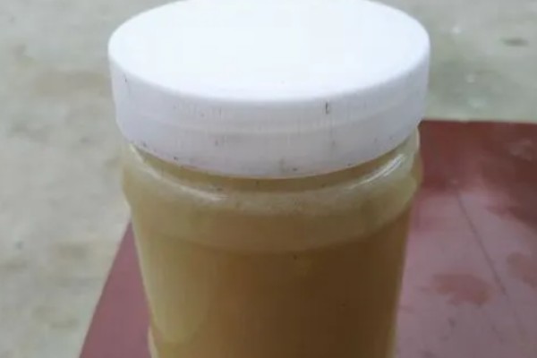 鸭脚木蜜是哪种蜜，是采集鸭脚木花蜜酿制而成的
