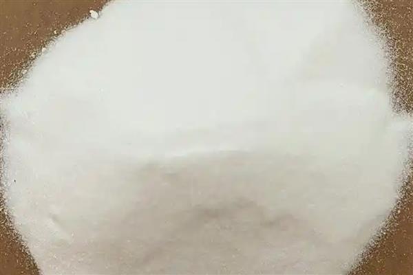 饲料添加剂的简介，是为了改善饲料品质、促进动物生长繁殖而添加的物质