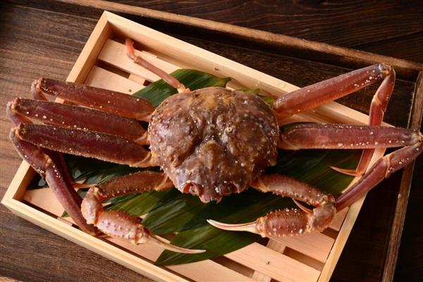 雪蟹有什么品种，以灰眼雪蟹、红眼雪蟹等品种为主