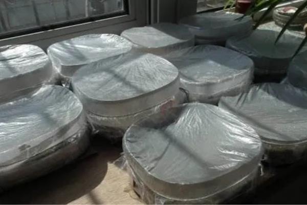 蔬菜种子怎么防治病菌，根据防治对象用不同的药物浸种
