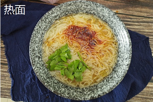 夏至吃哪些食物，推荐夏至蛋、热面等