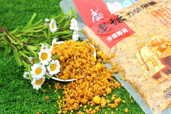 用西部风老坛玉米钓鲤鱼好不好，诱鱼速度快且留鱼时间久