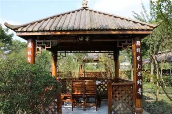 大暑节气的习俗，主要有喝伏茶、烧伏香、晒伏姜