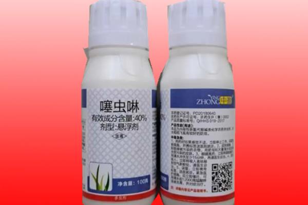 噻虫啉的作用原理，与烟碱乙酰胆碱受体结合干扰神经传导