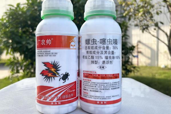 噻虫啉的作用原理，与烟碱乙酰胆碱受体结合干扰神经传导