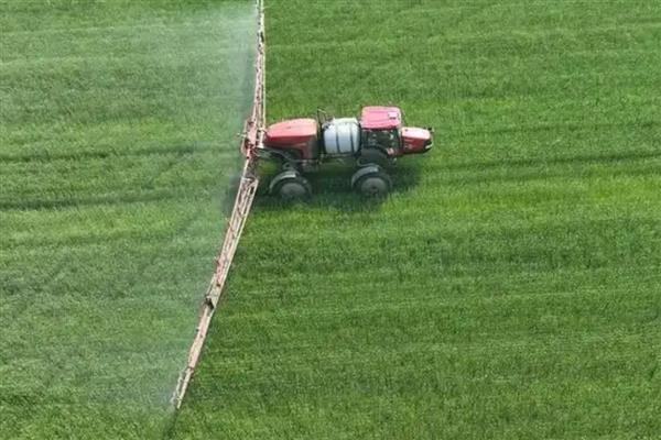 水溶肥和液体肥的区别,定义和用途均不同